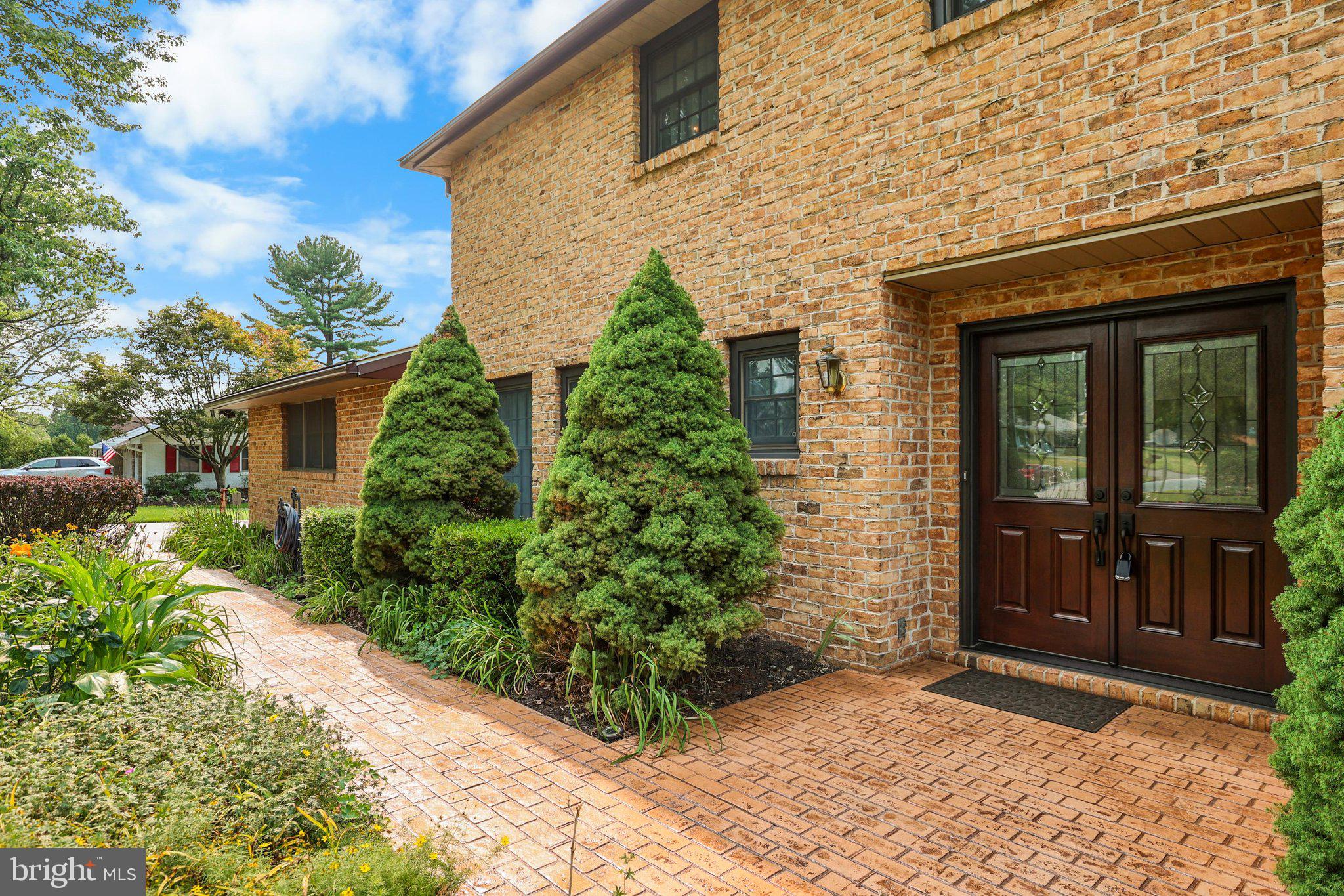 995 DETWILER DRIVE