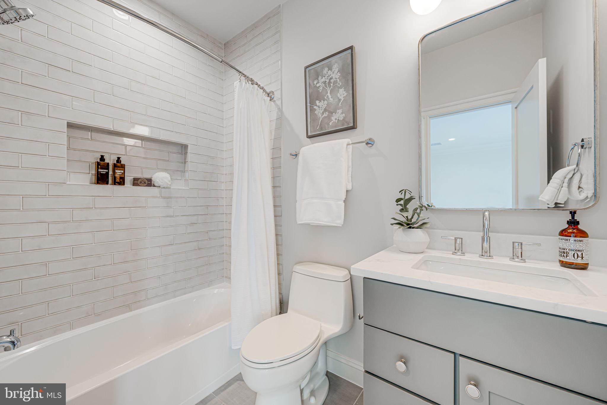 LITTLE VIENNA ESTATES - Residential