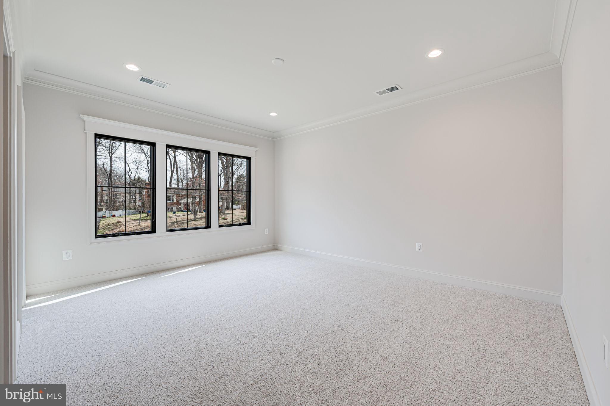 LITTLE VIENNA ESTATES - Residential