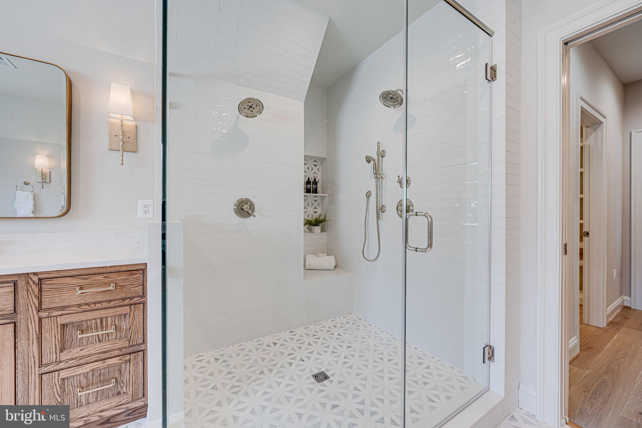 LITTLE VIENNA ESTATES - Residential