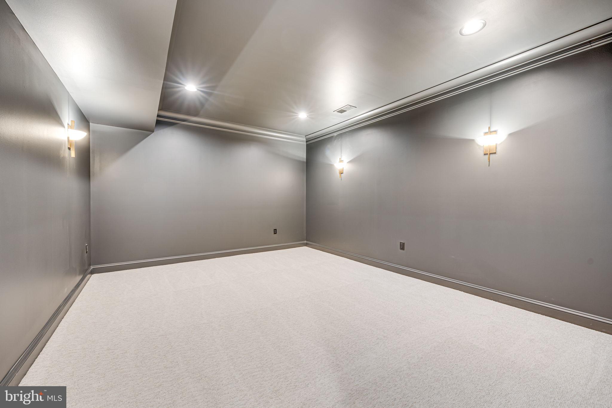 LITTLE VIENNA ESTATES - Residential