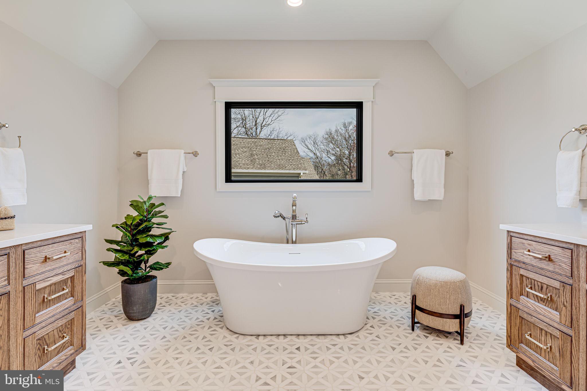 LITTLE VIENNA ESTATES - Residential