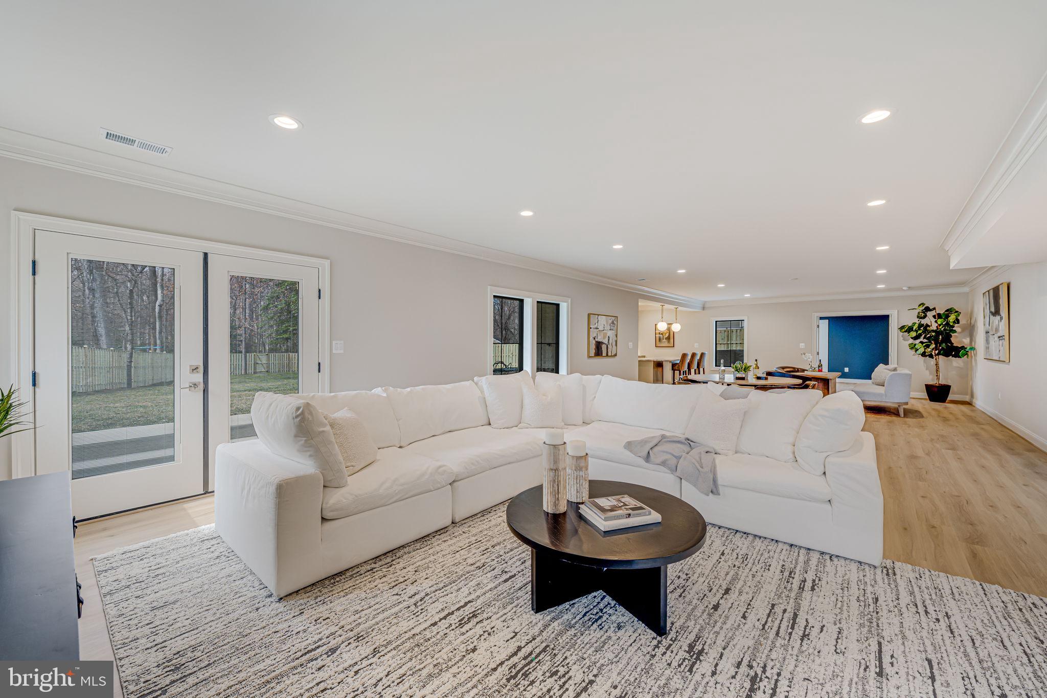 LITTLE VIENNA ESTATES - Residential