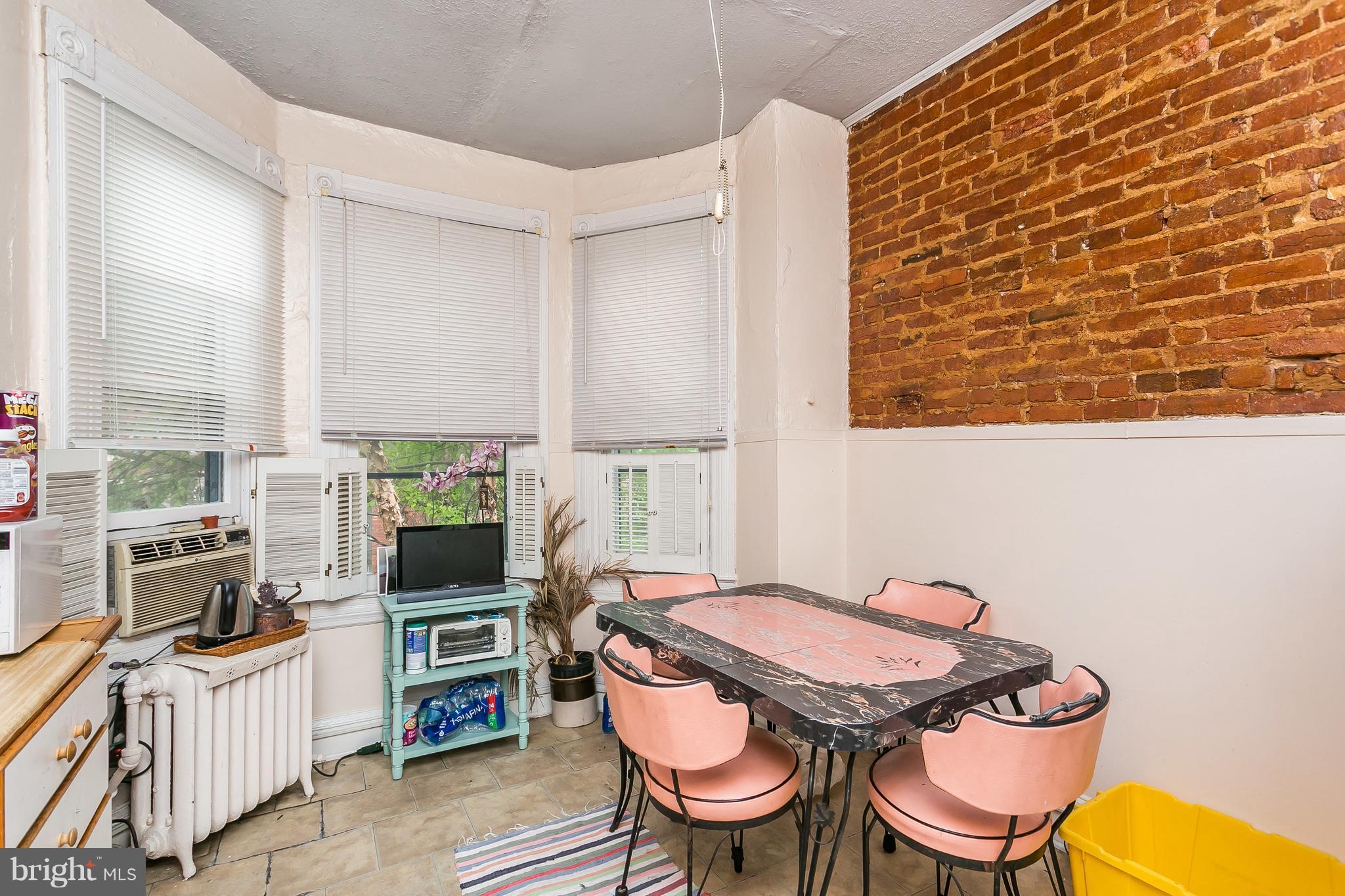 RESERVOIR HILL HISTORIC DISTRICT - Residential Income