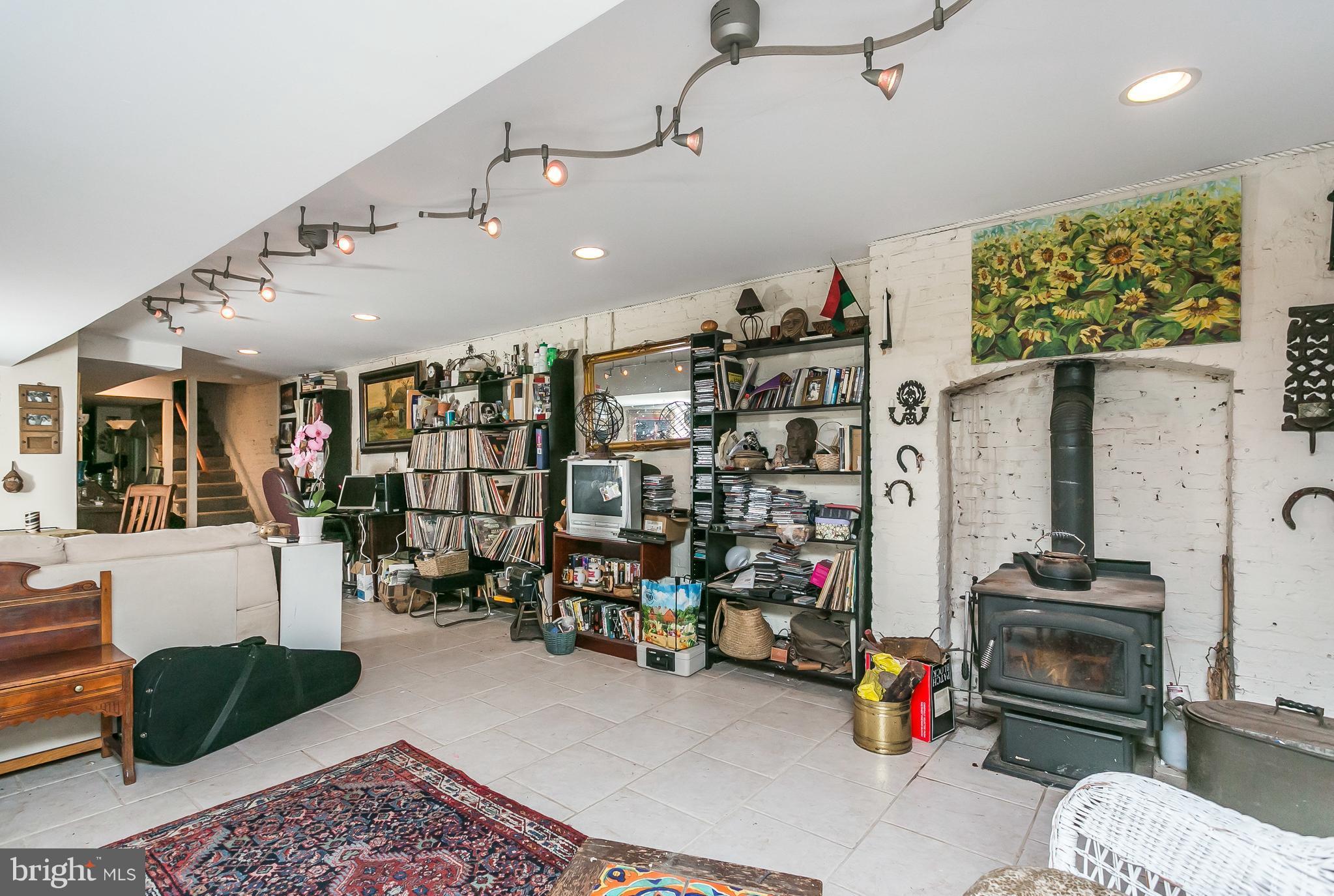 RESERVOIR HILL HISTORIC DISTRICT - Residential Income