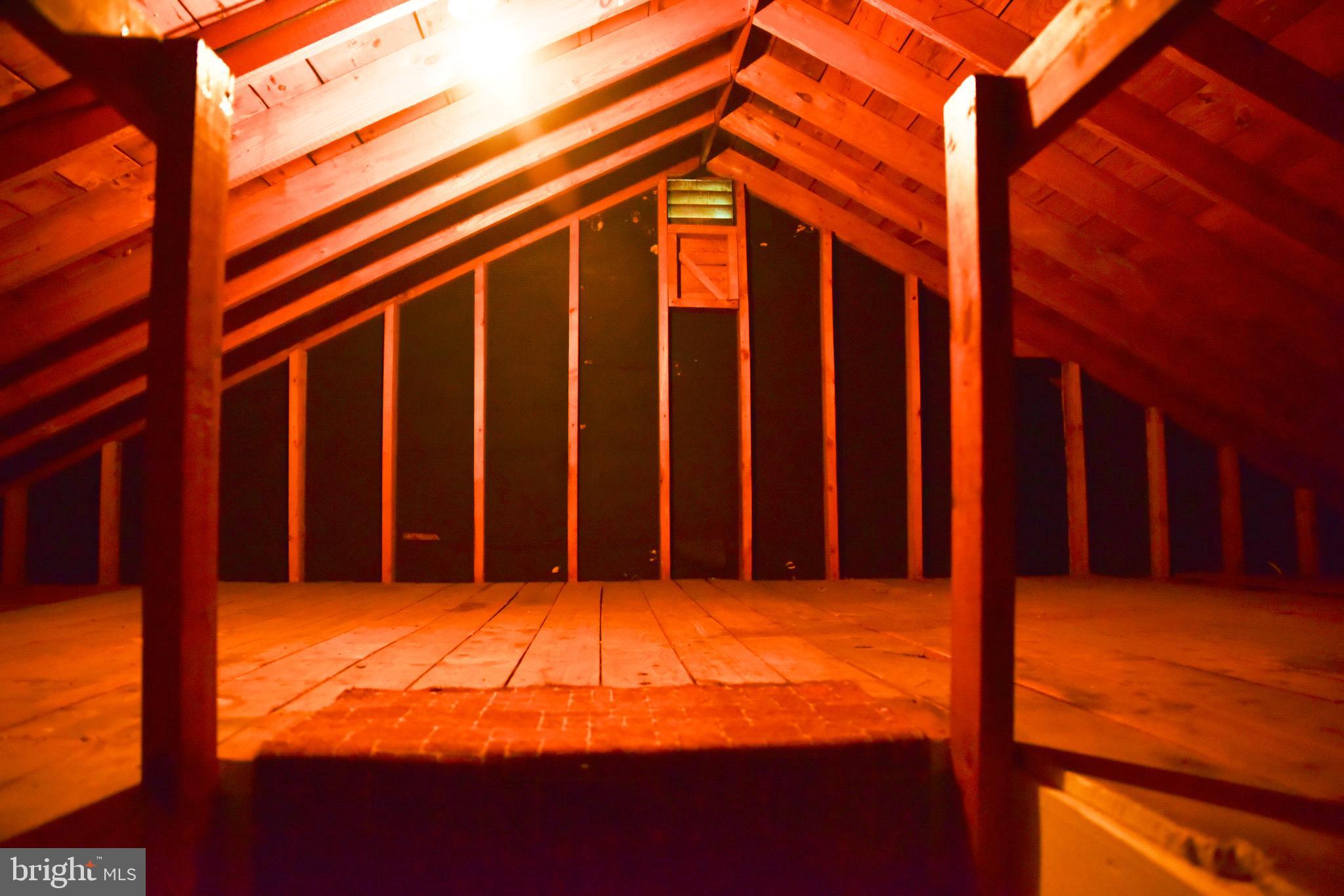 STONEY RUN - Residential