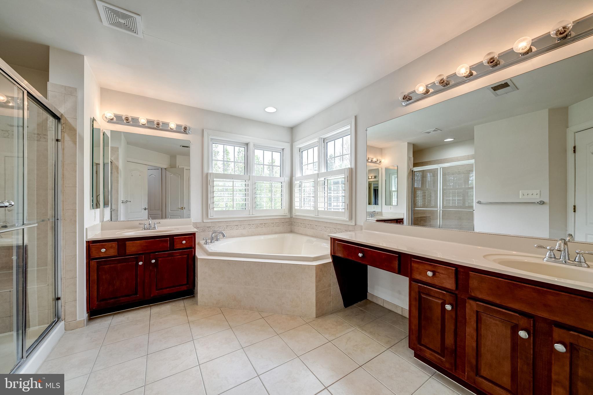 LENAH RUN - Residential Lease