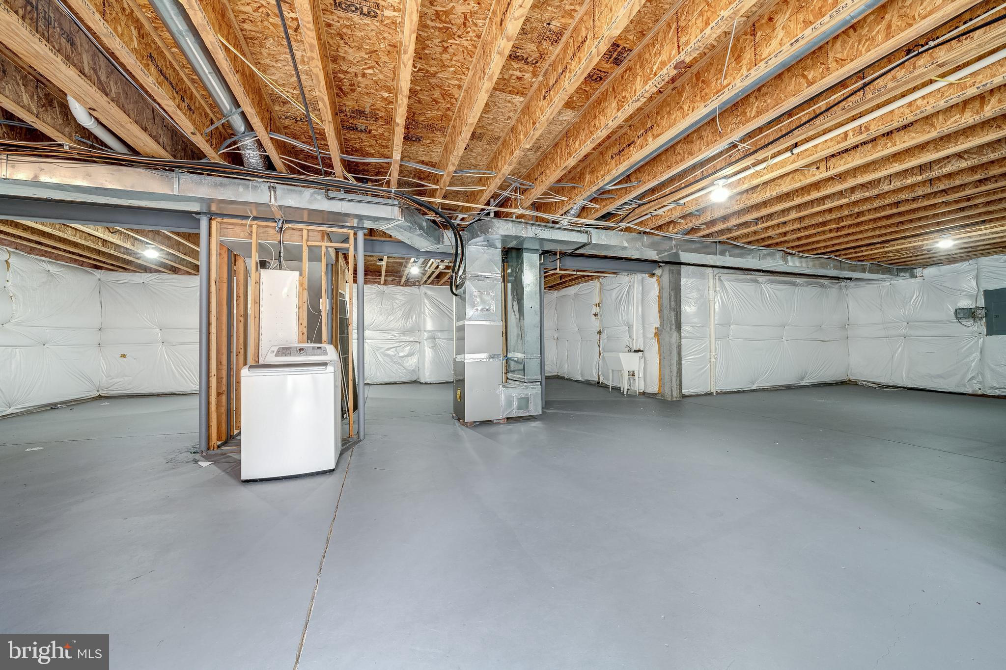 LENAH RUN - Residential Lease