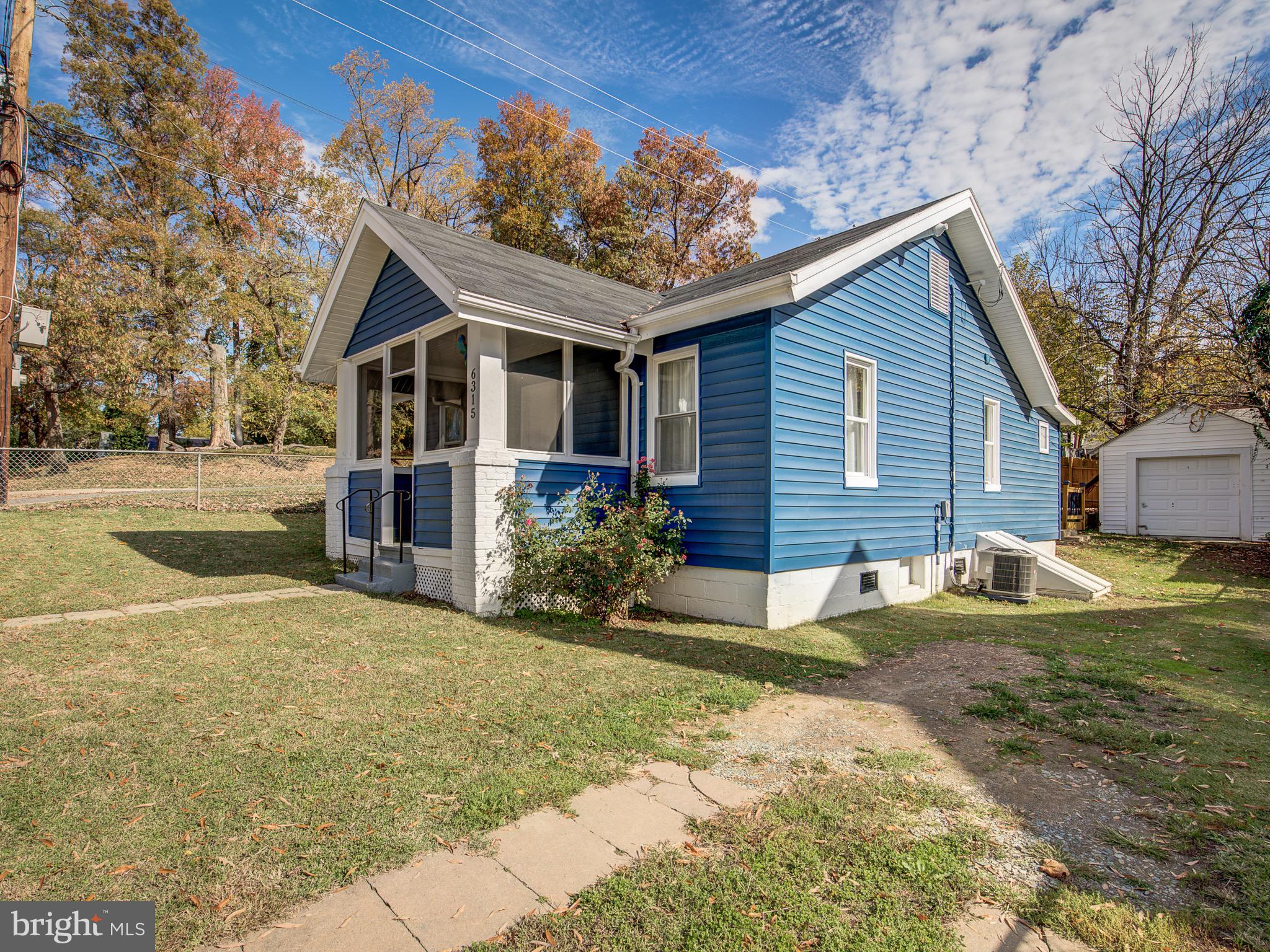 RIVERDALE HEIGHTS - Residential