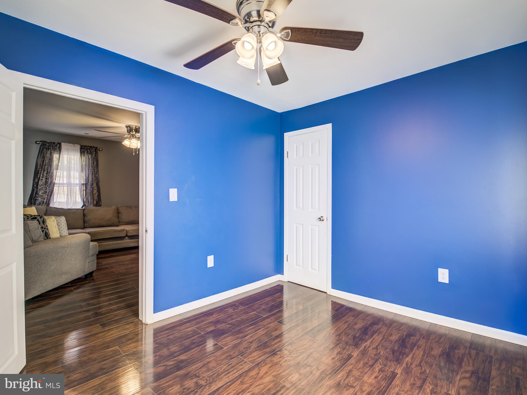 RIVERDALE HEIGHTS - Residential