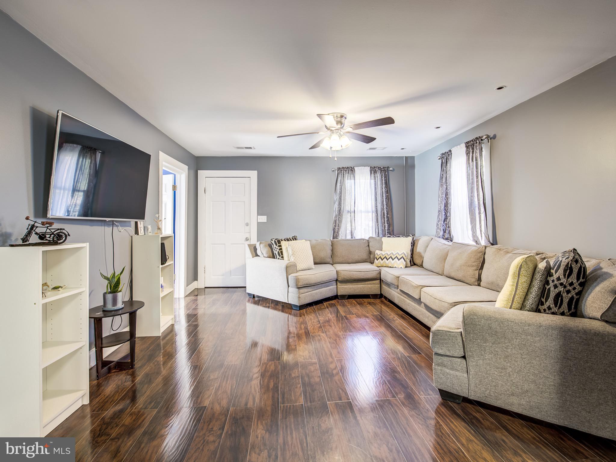 RIVERDALE HEIGHTS - Residential