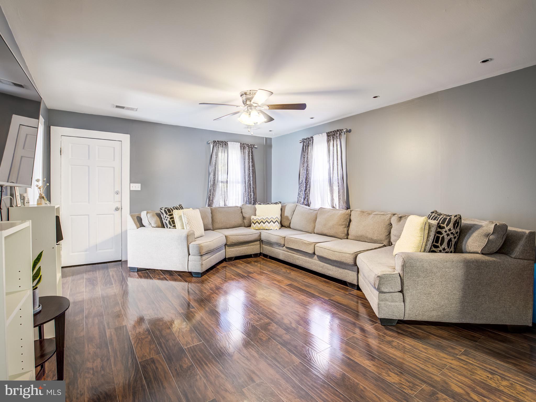 RIVERDALE HEIGHTS - Residential