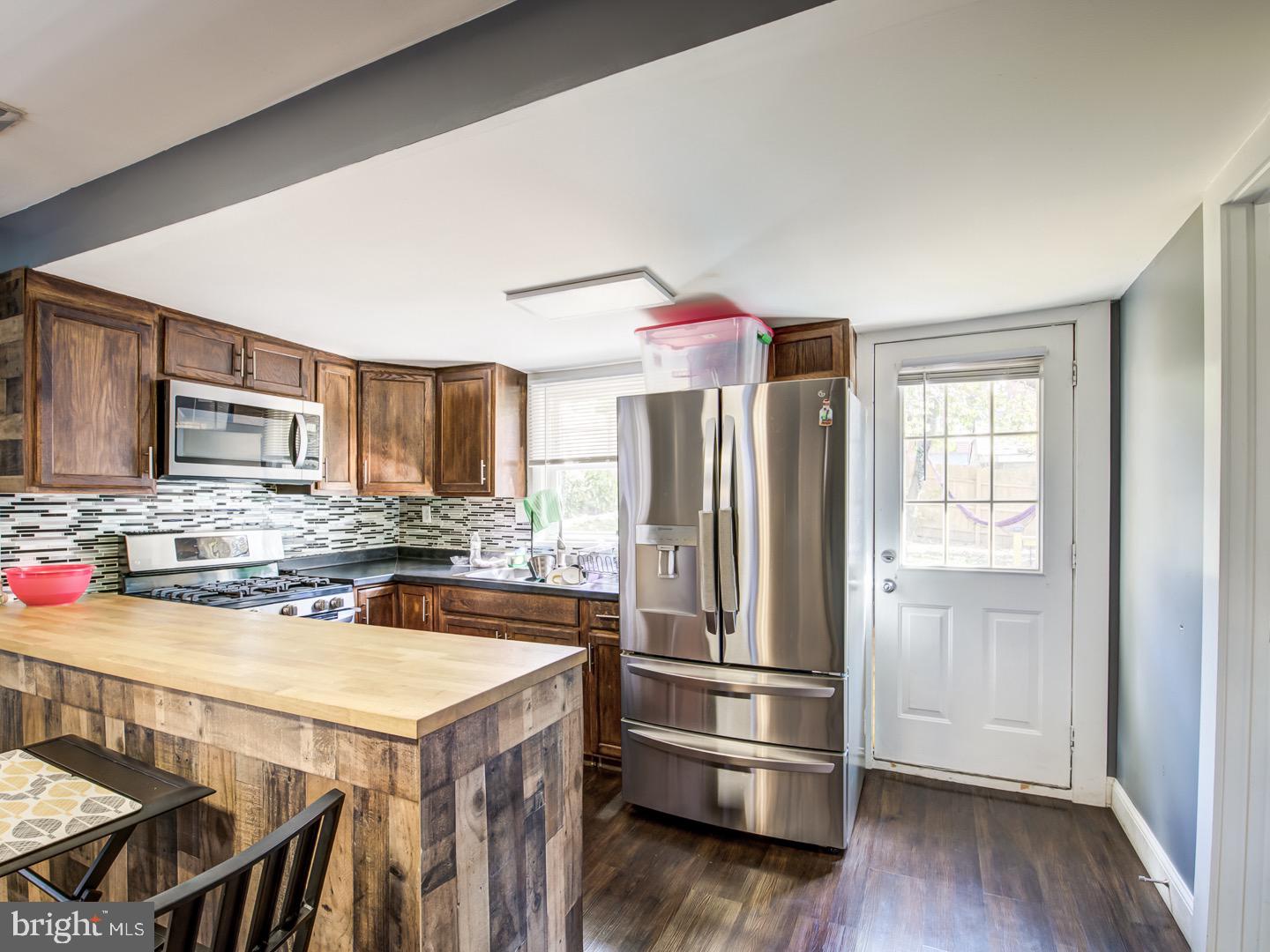 RIVERDALE HEIGHTS - Residential