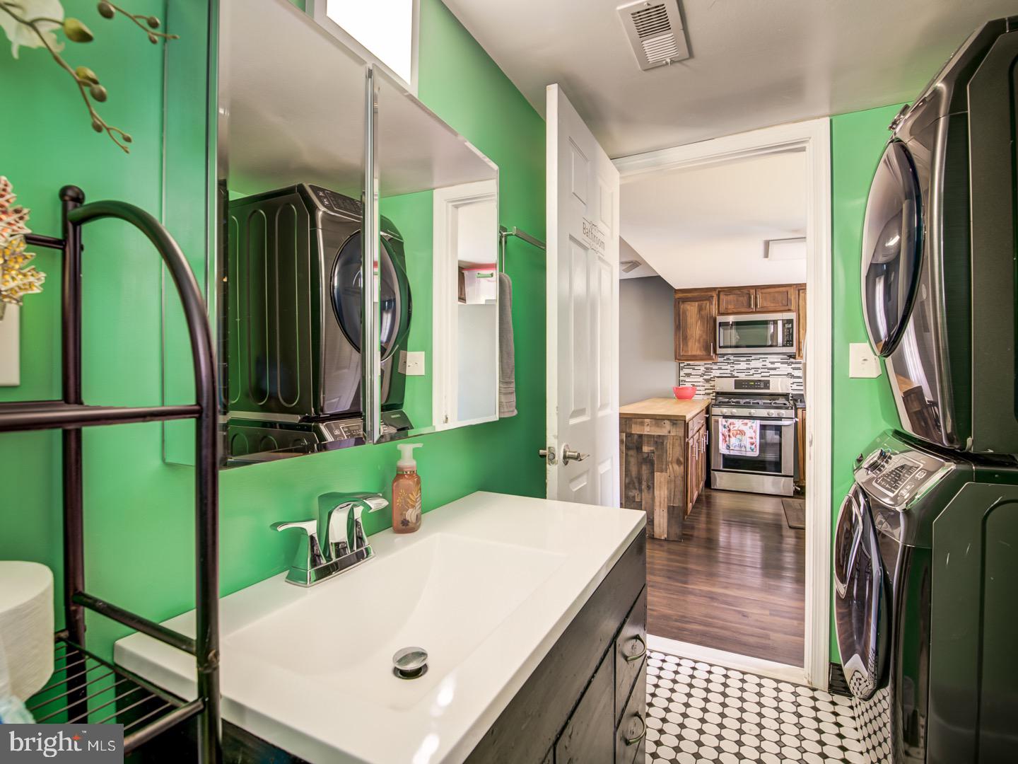 RIVERDALE HEIGHTS - Residential