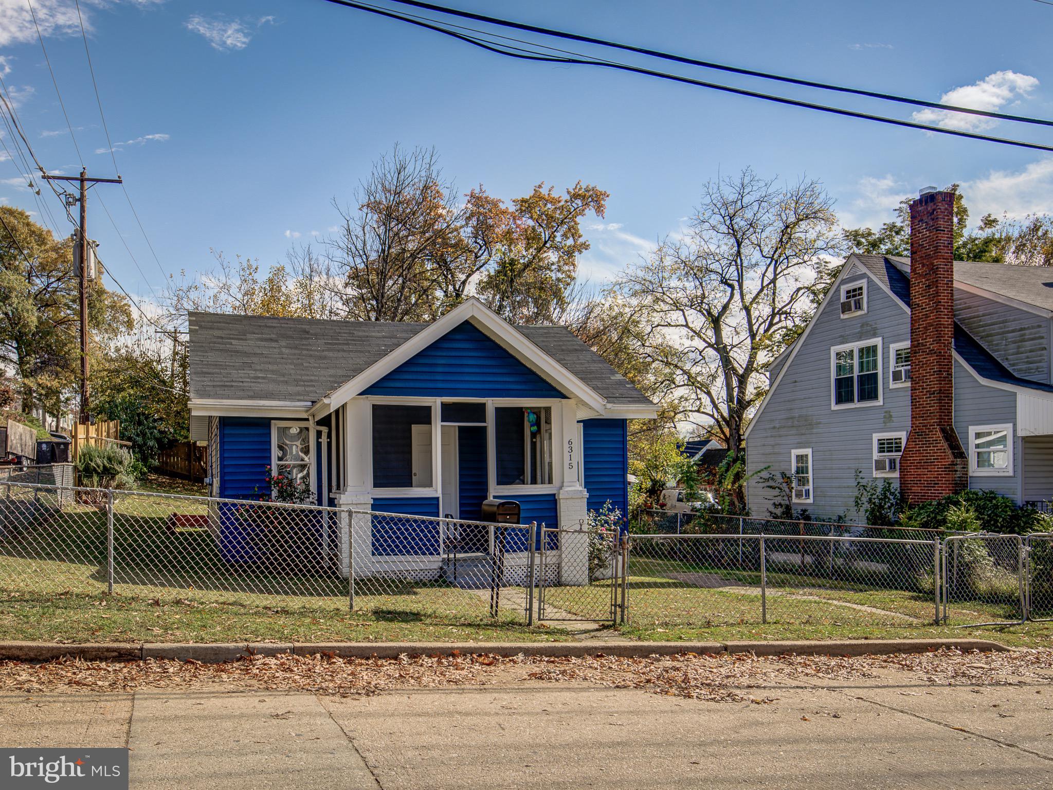 RIVERDALE HEIGHTS - Residential