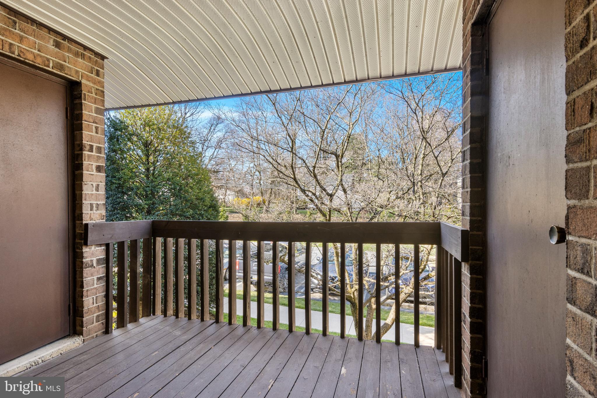 RAINTREE CONDOMINI - Residential