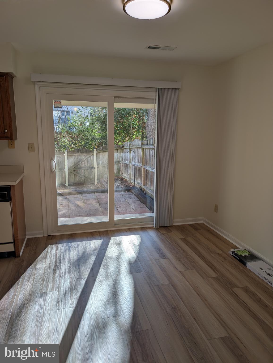 OLDE GREENWICH - Residential