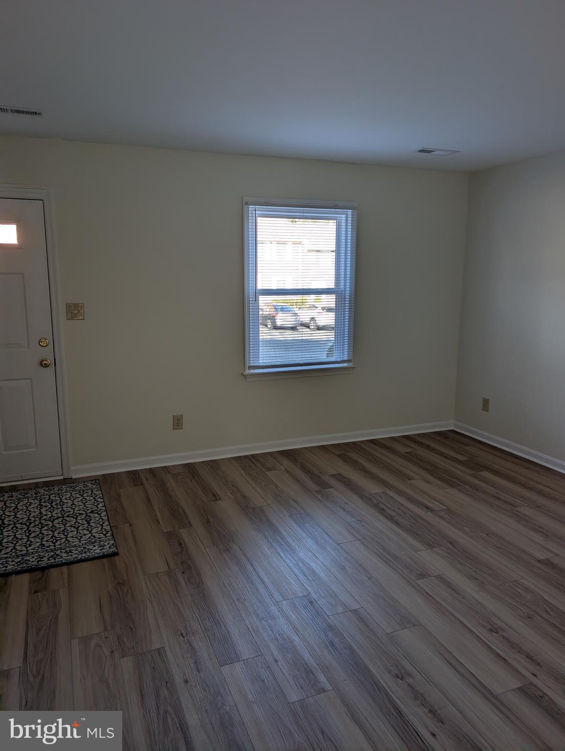 OLDE GREENWICH - Residential