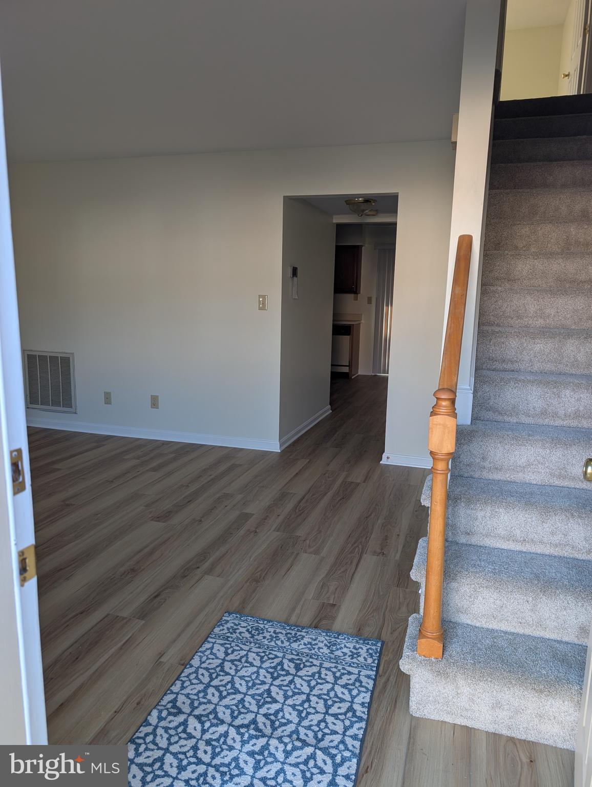 OLDE GREENWICH - Residential