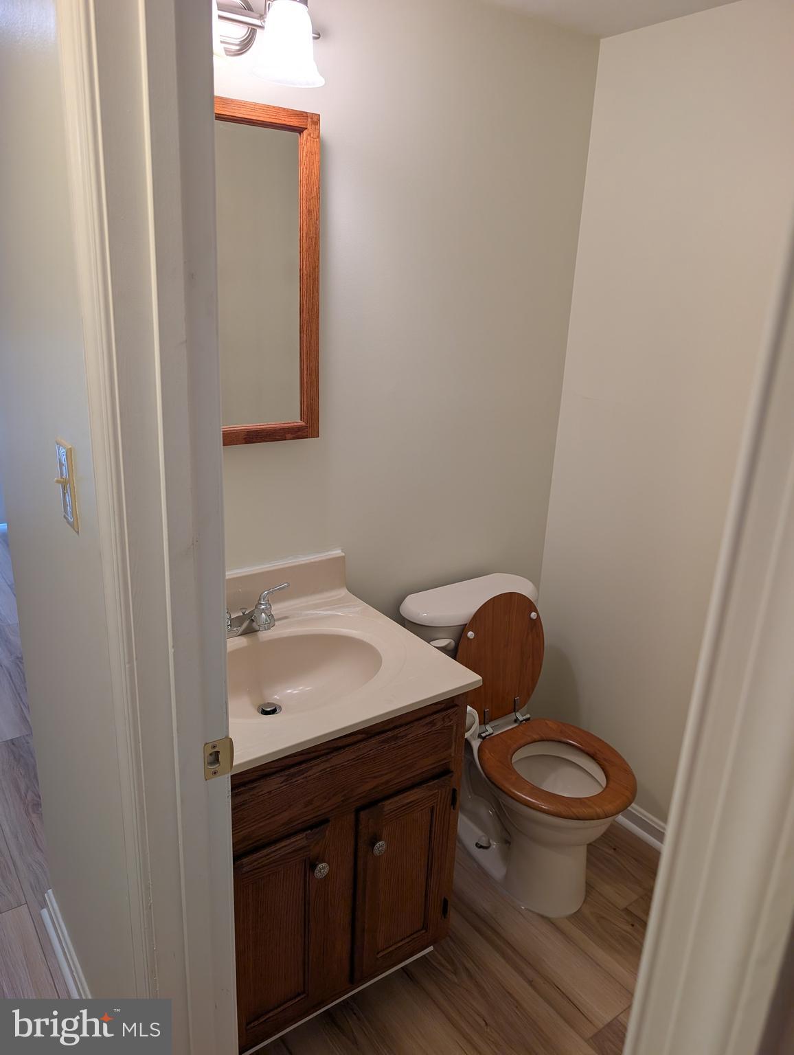 OLDE GREENWICH - Residential