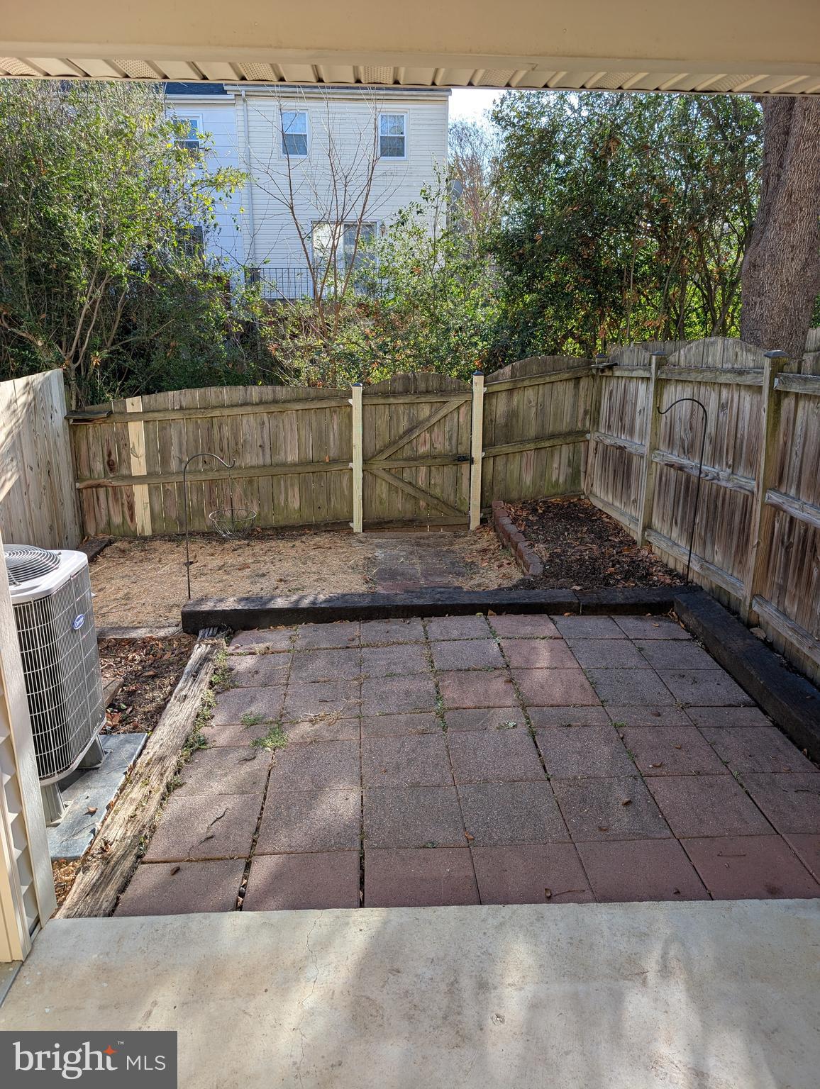 OLDE GREENWICH - Residential