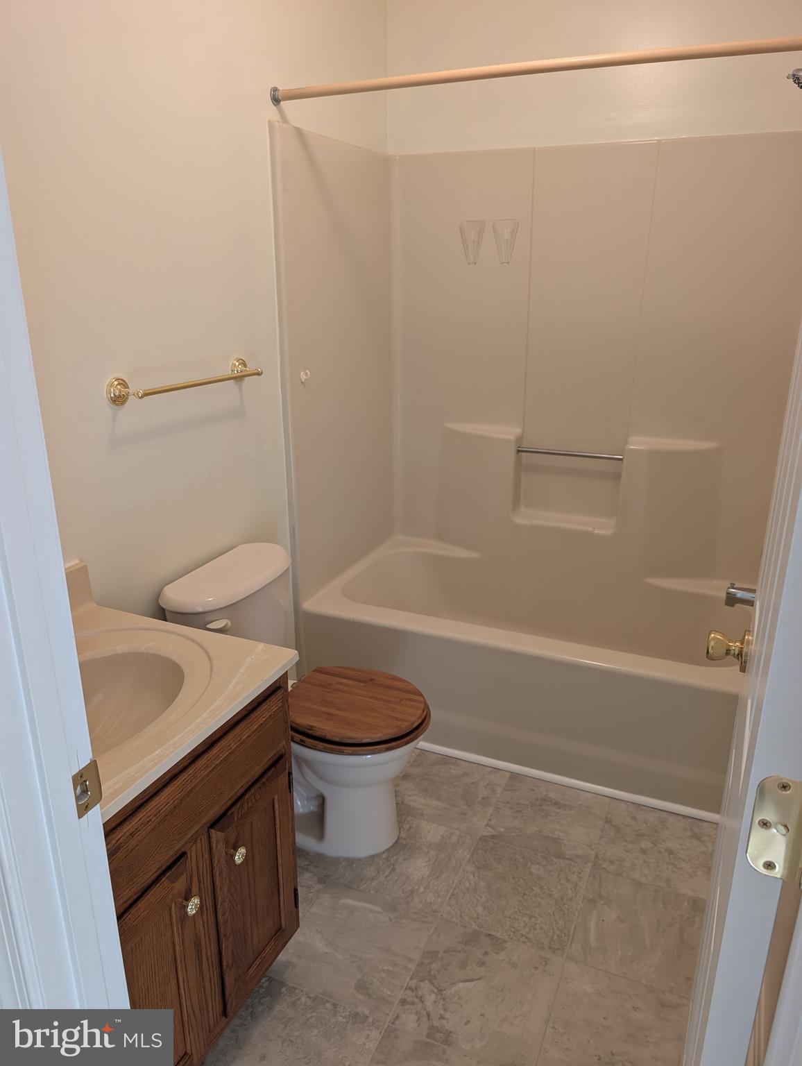 OLDE GREENWICH - Residential