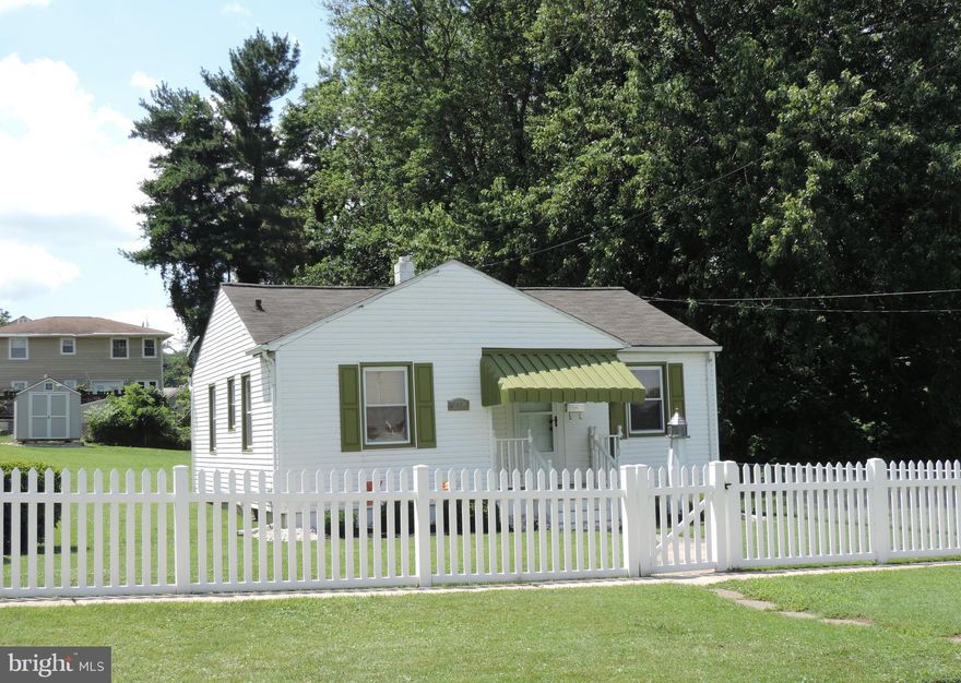 This home has a spectacular view of the Susquehanna River.  Water view from the front and backyard.  This Rancher offers 2 bedrooms, 1 full bath, living room, dining room and kitchen.   Washer and dryer were previously located in the bump-out.  Completely fenced in yard.  Shed included.  This home is within walking distance to downtown Havre de Grace.  Enjoy all of the Restaurants, Pubs, Cafes, unique shops and so much more! Don't forget first Fridays!  Best and Final offer deadline is 7/26/2023 11:00 AM