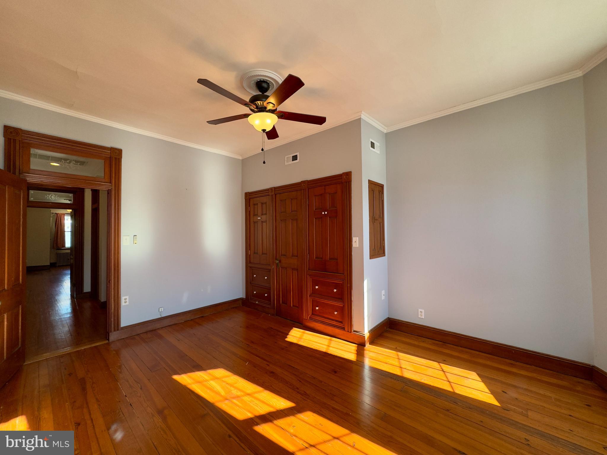 436 E RANDALL STREET