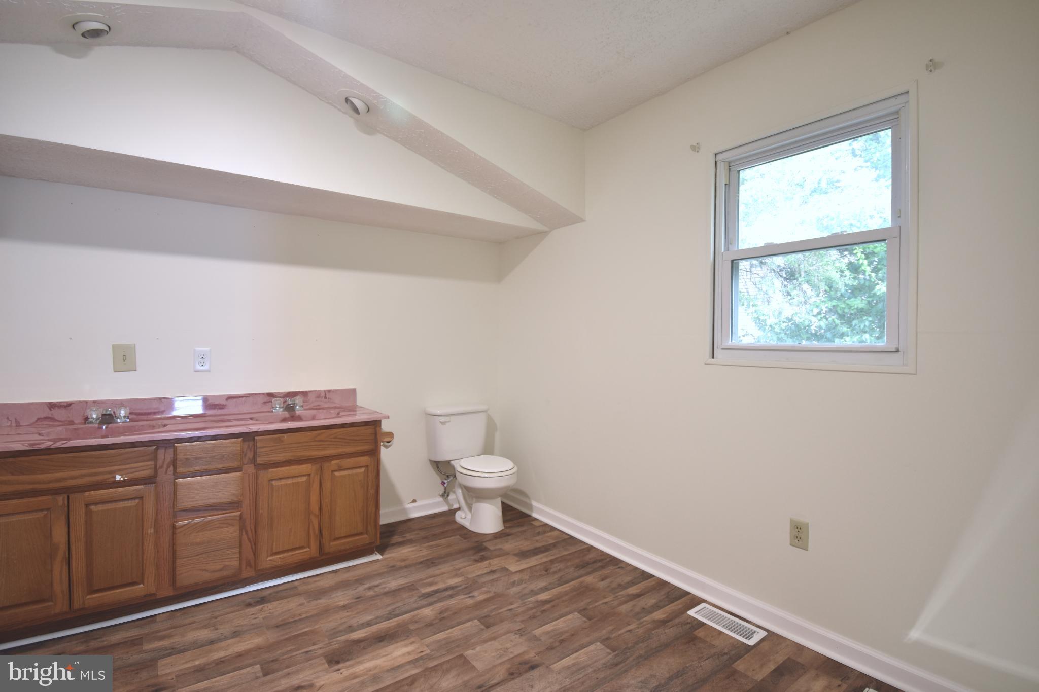 MARTINSBURG CITY - Residential Lease