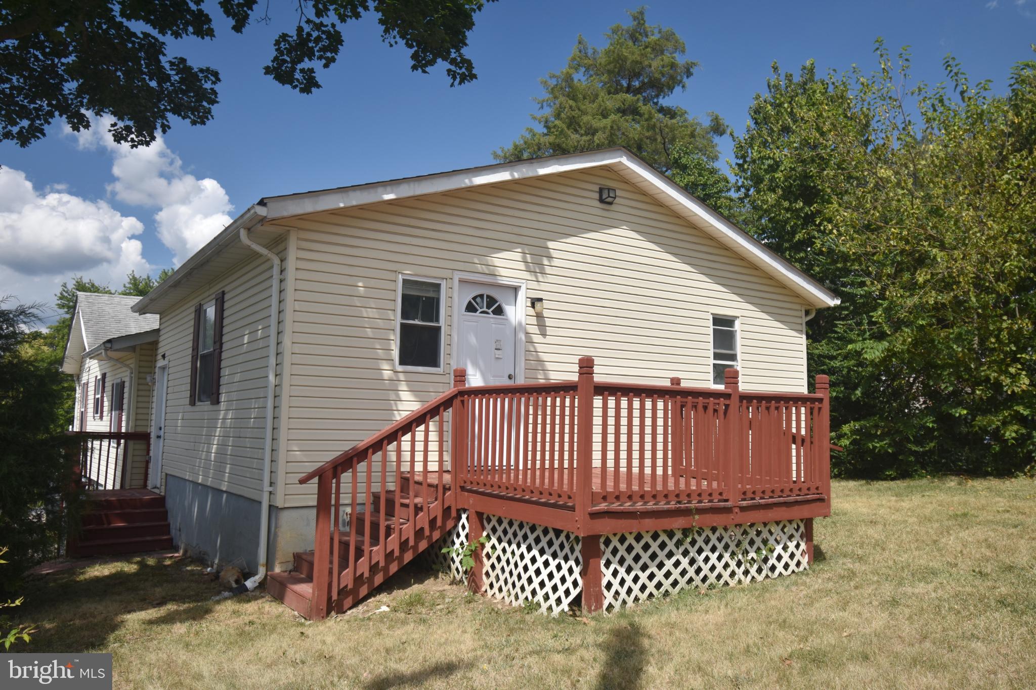 MARTINSBURG CITY - Residential Lease