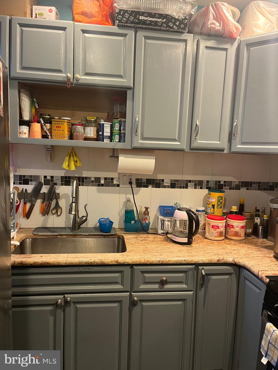 LAWNDALE - Residential