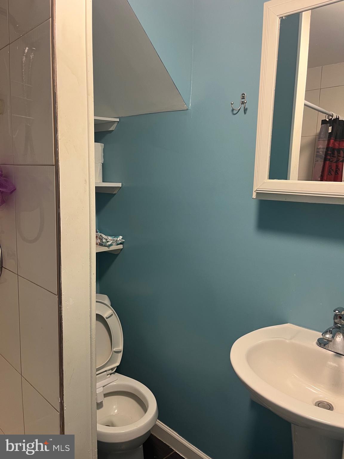 LAWNDALE - Residential