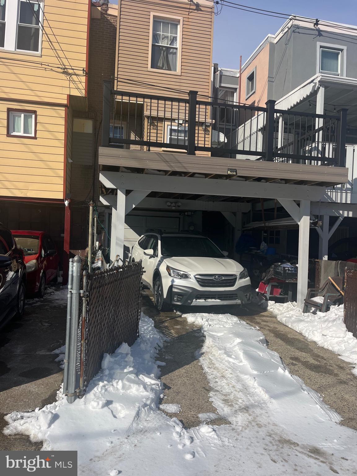 LAWNDALE - Residential