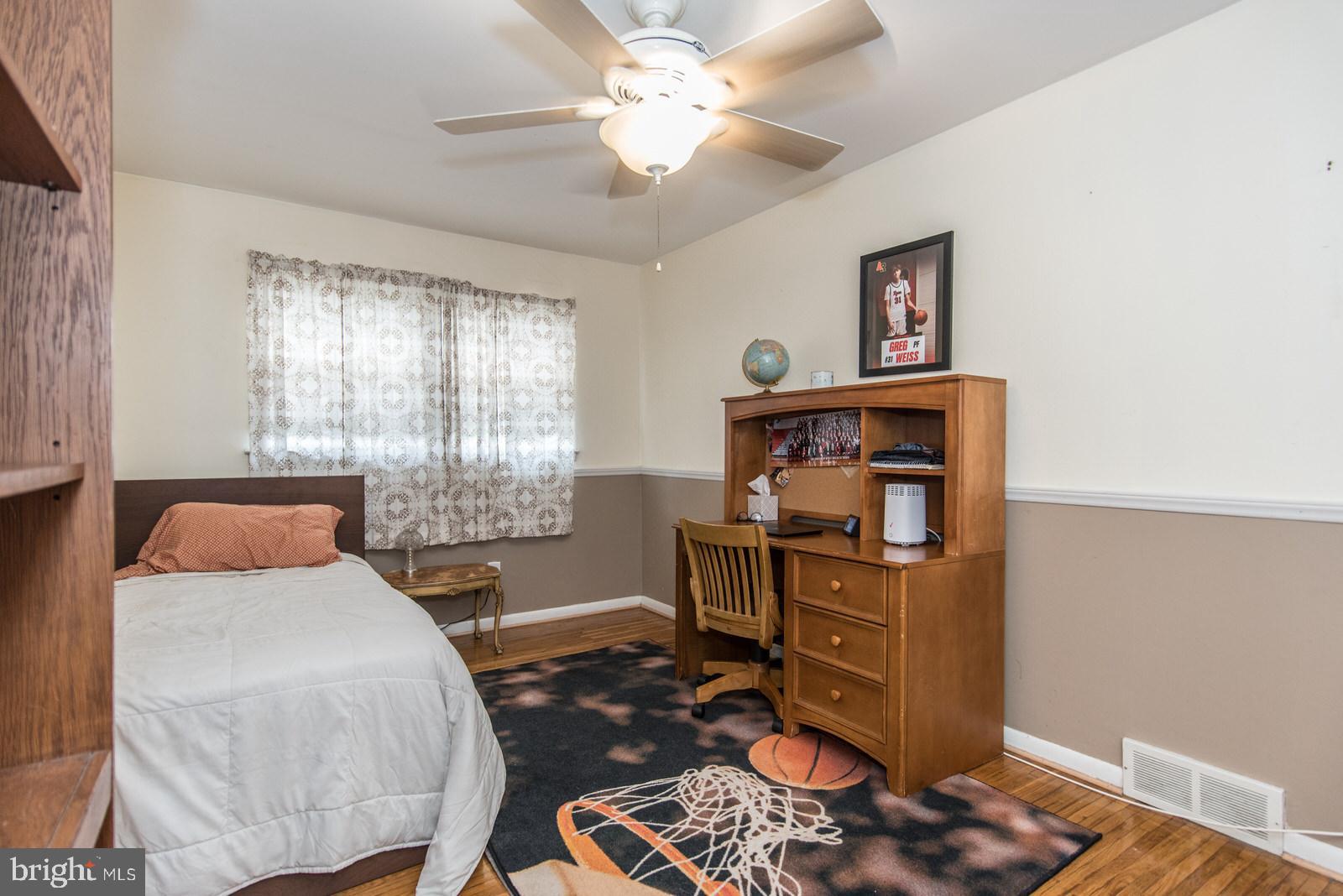 SOMERTON - Residential