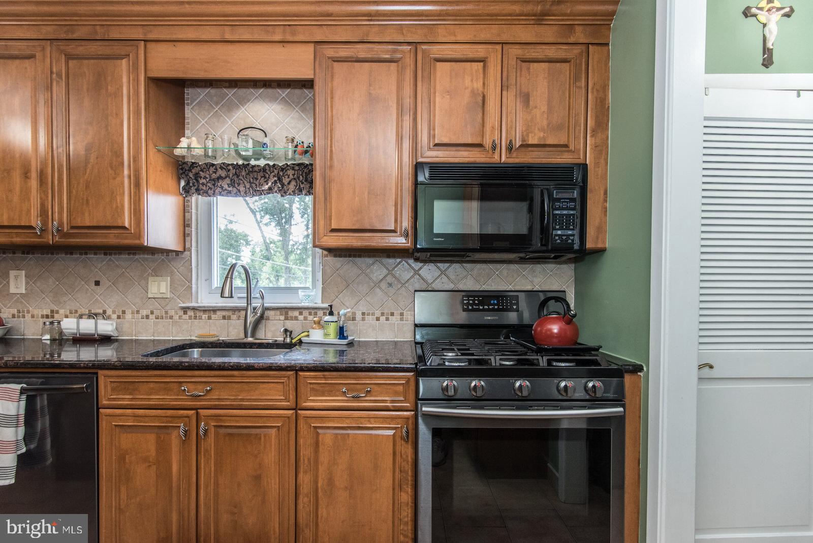 SOMERTON - Residential