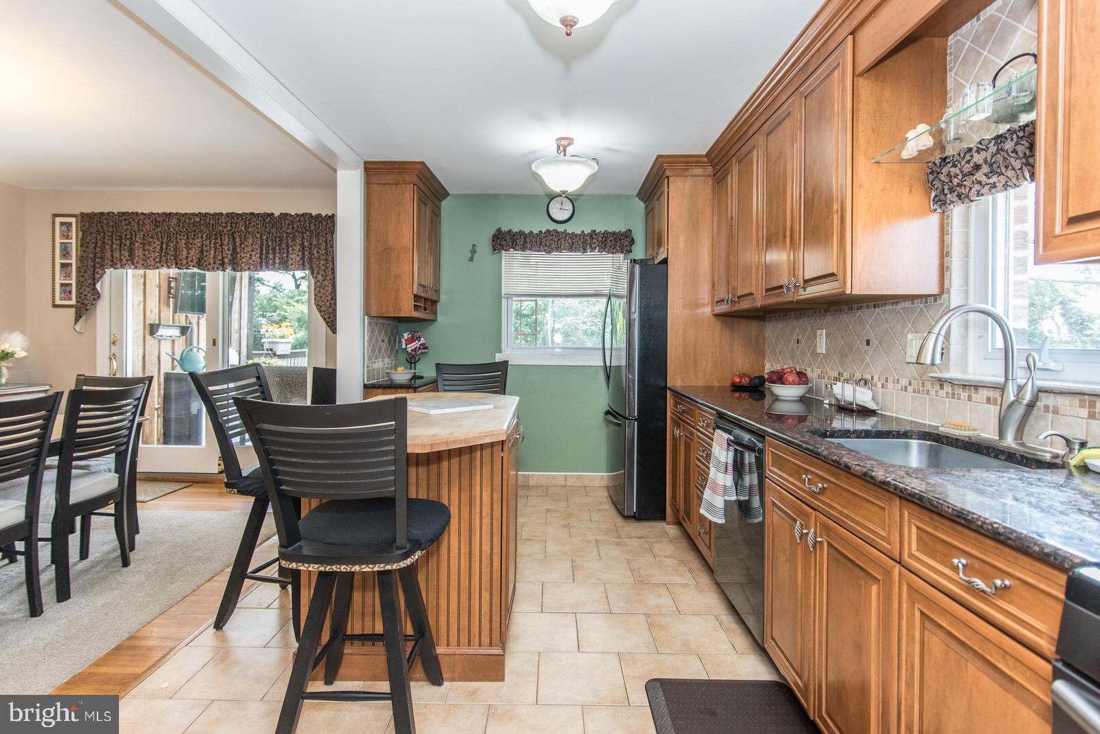 SOMERTON - Residential