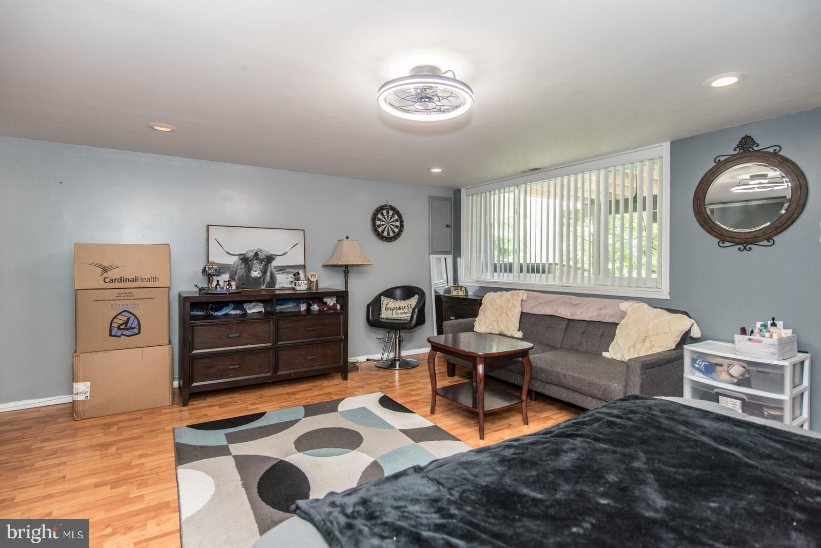 SOMERTON - Residential