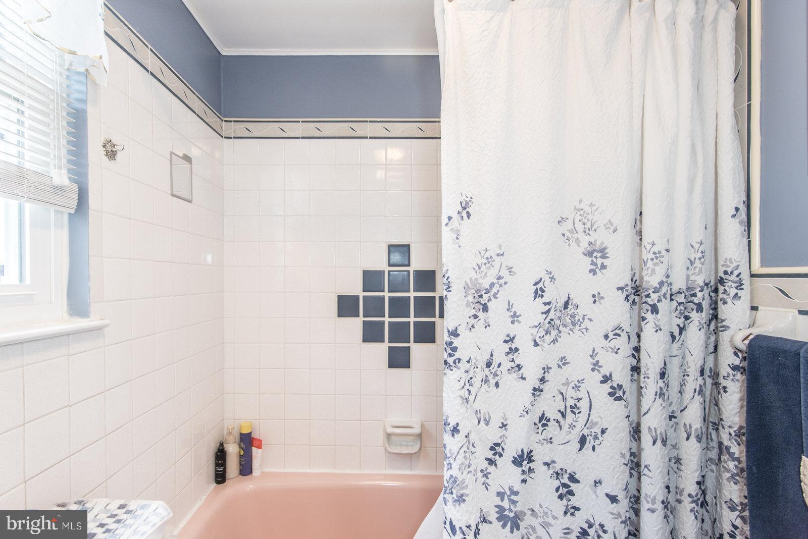 SOMERTON - Residential