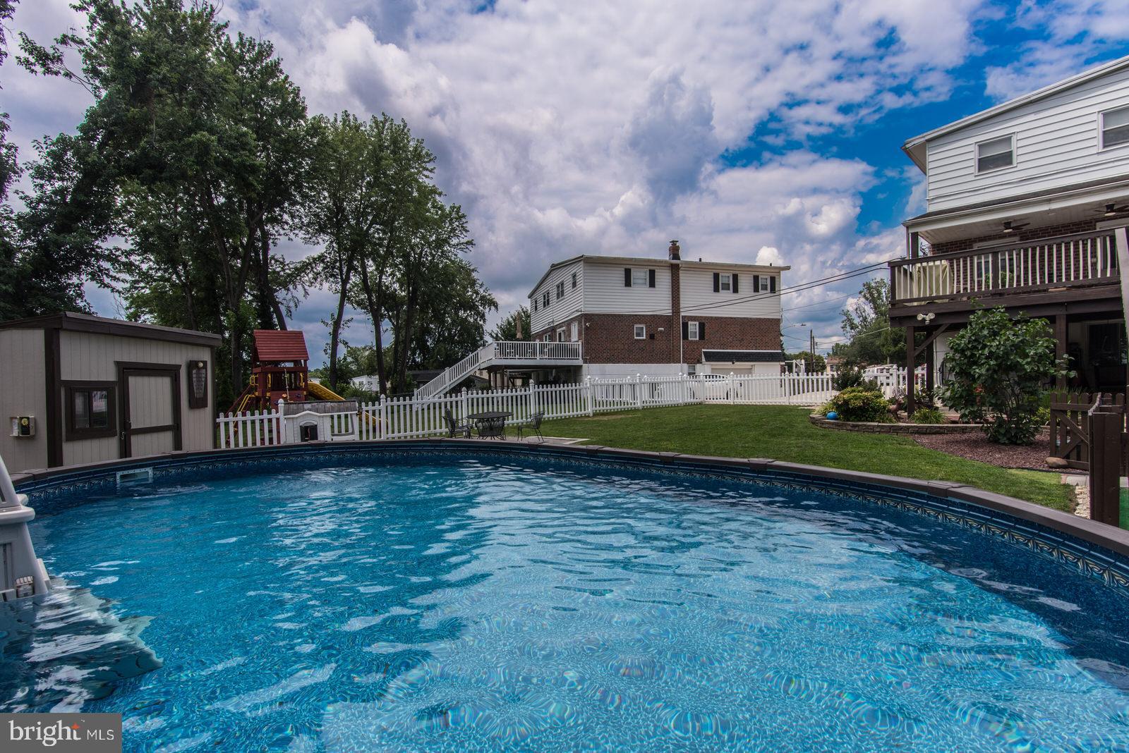 SOMERTON - Residential