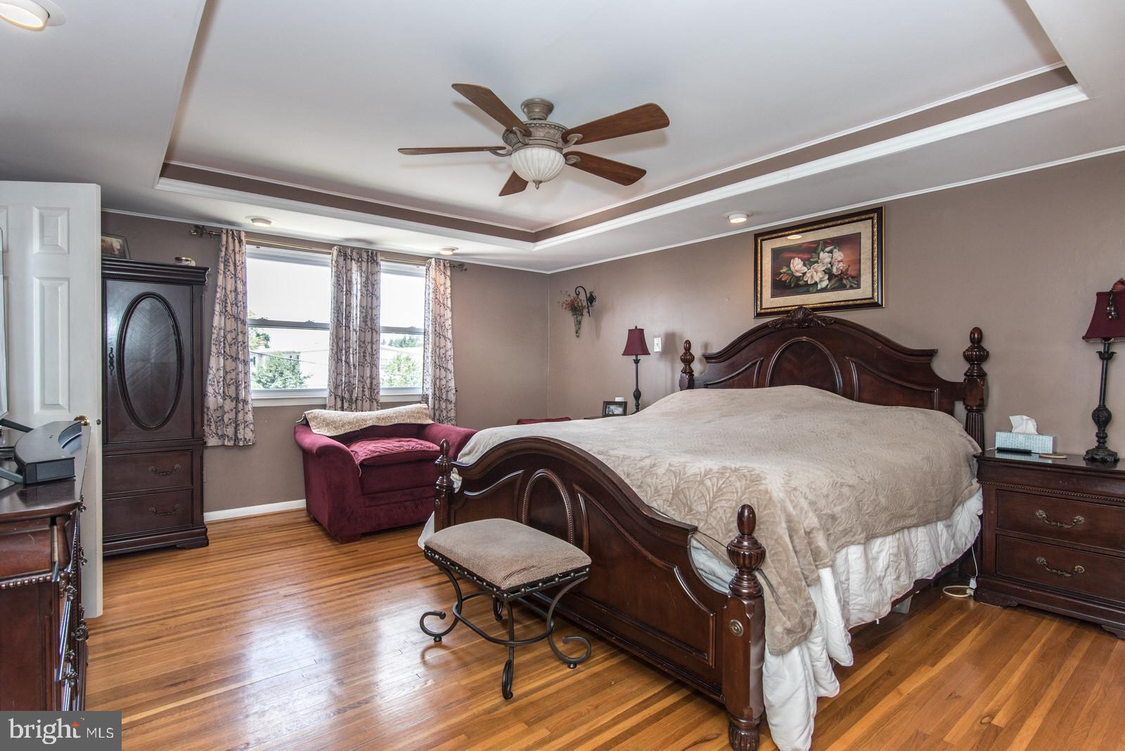 SOMERTON - Residential