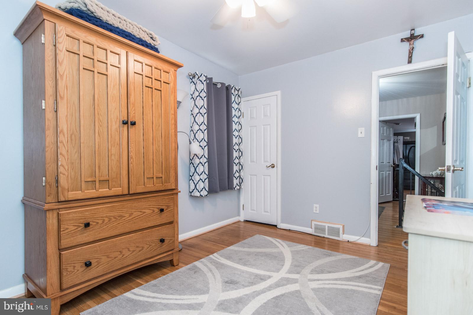 SOMERTON - Residential