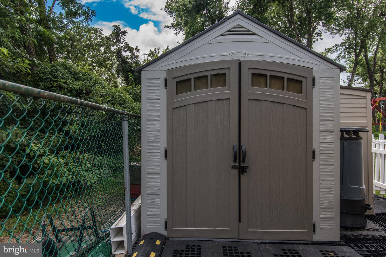 SOMERTON - Residential