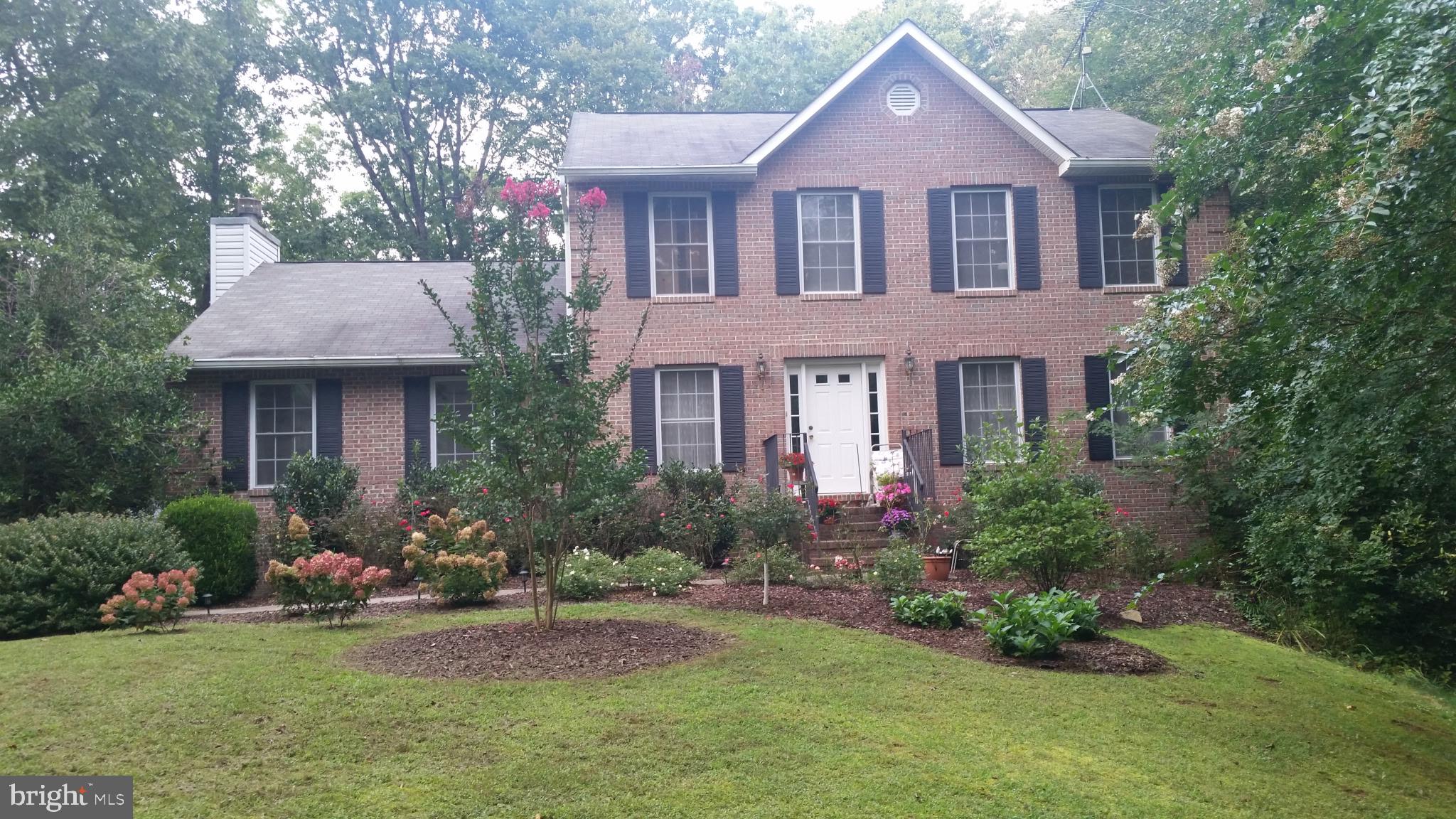 401 AMBERLY RIDGE LANE