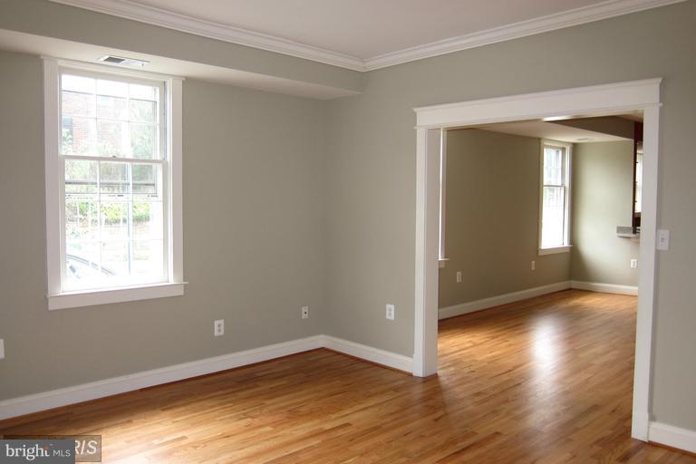 ST ELMO - Residential Lease