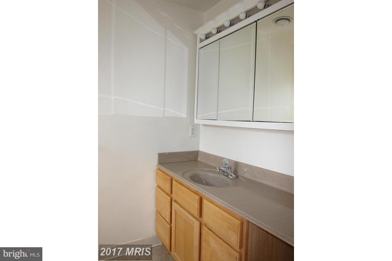 ST ELMO - Residential Lease