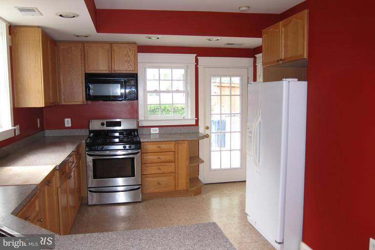 ST ELMO - Residential Lease