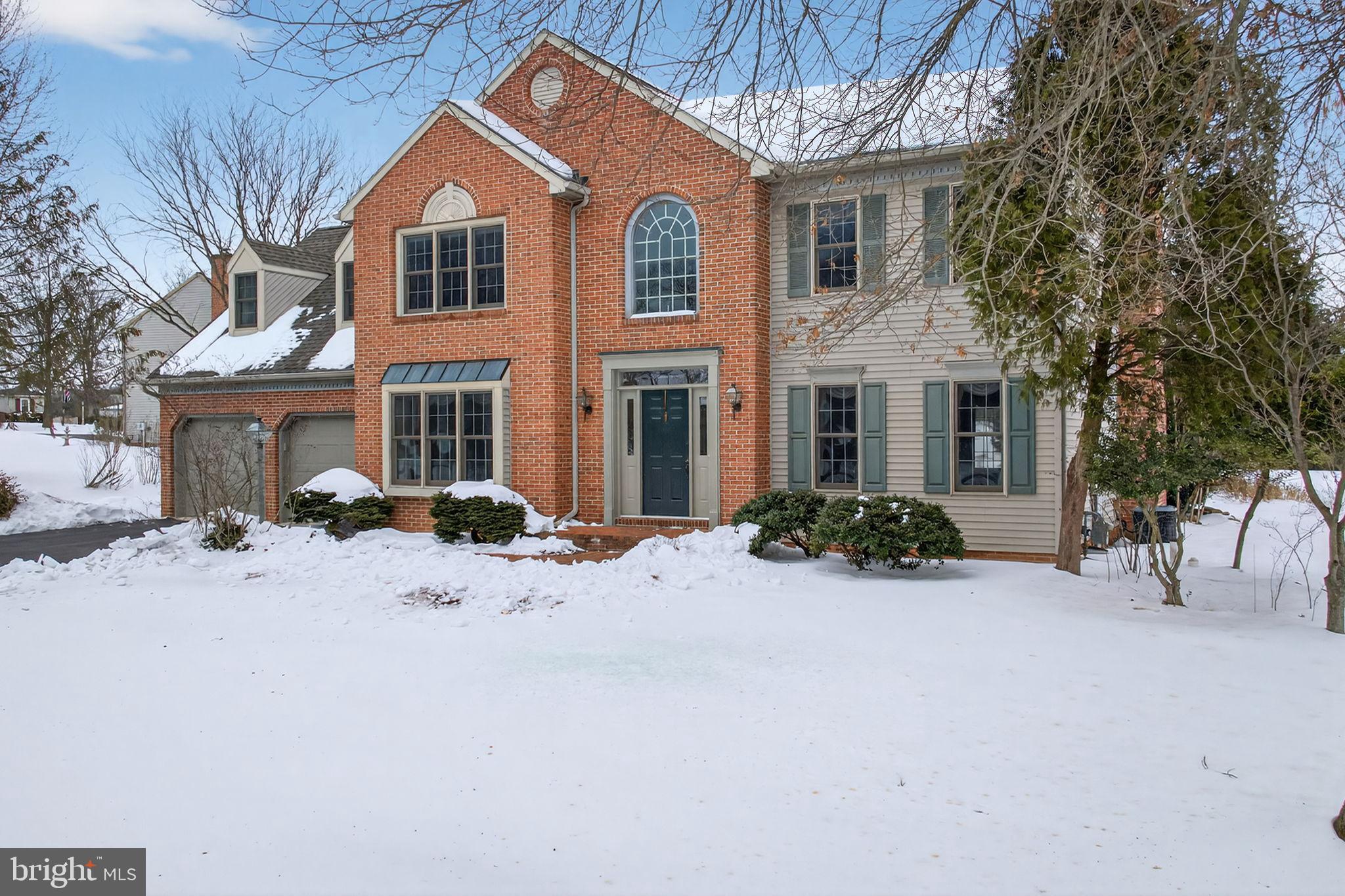 THE RIDINGS - Residential