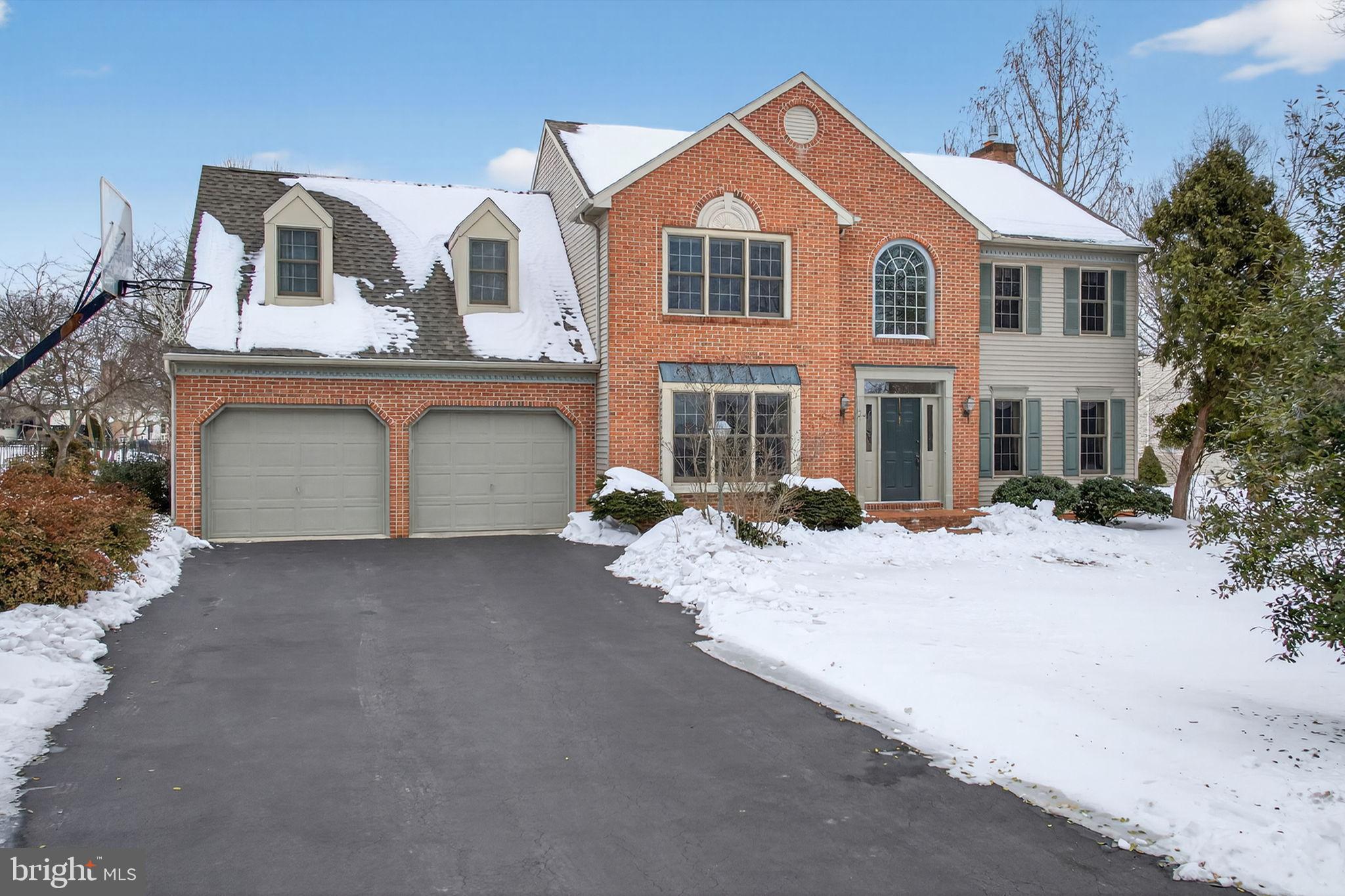 THE RIDINGS - Residential