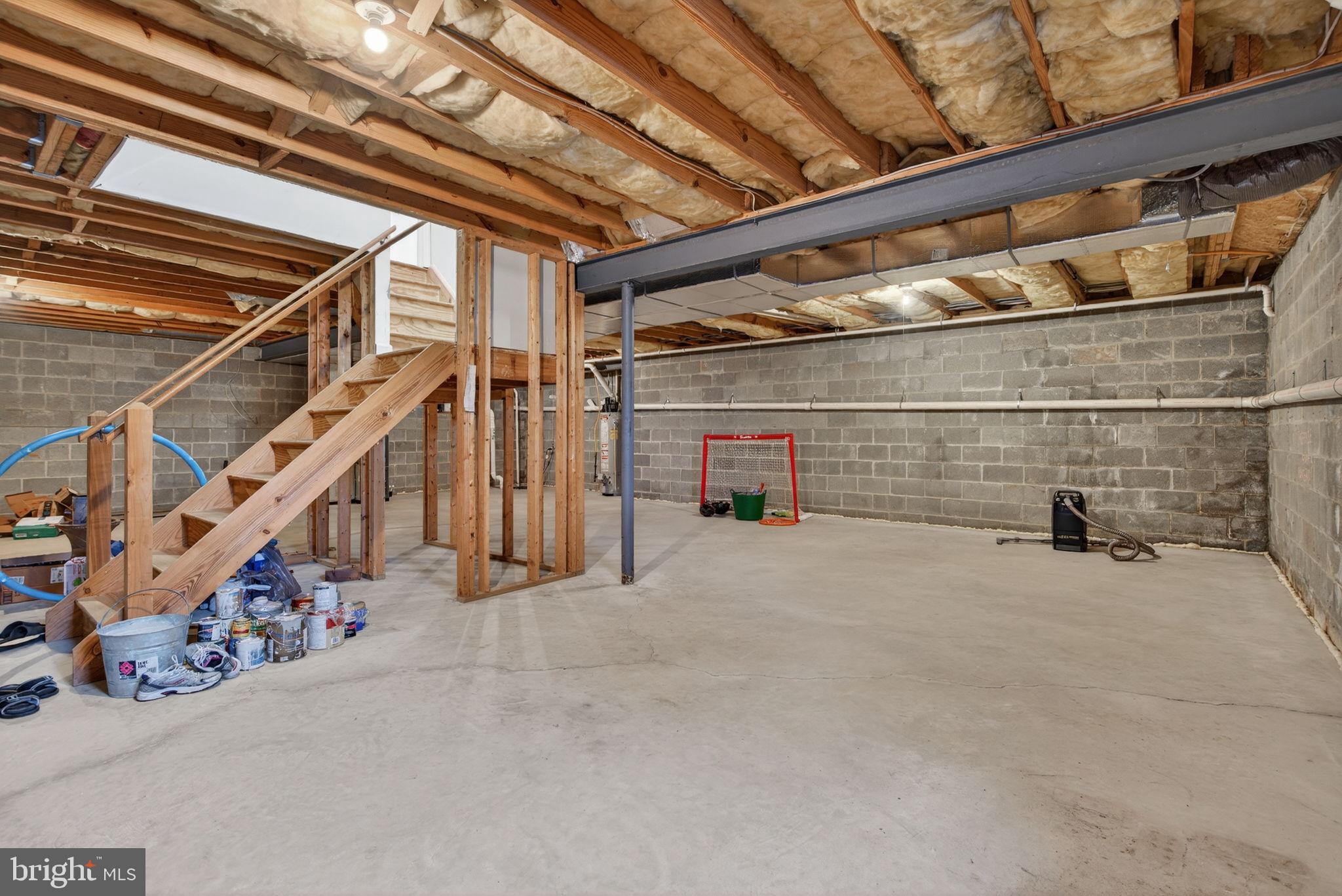 THE RIDINGS - Residential