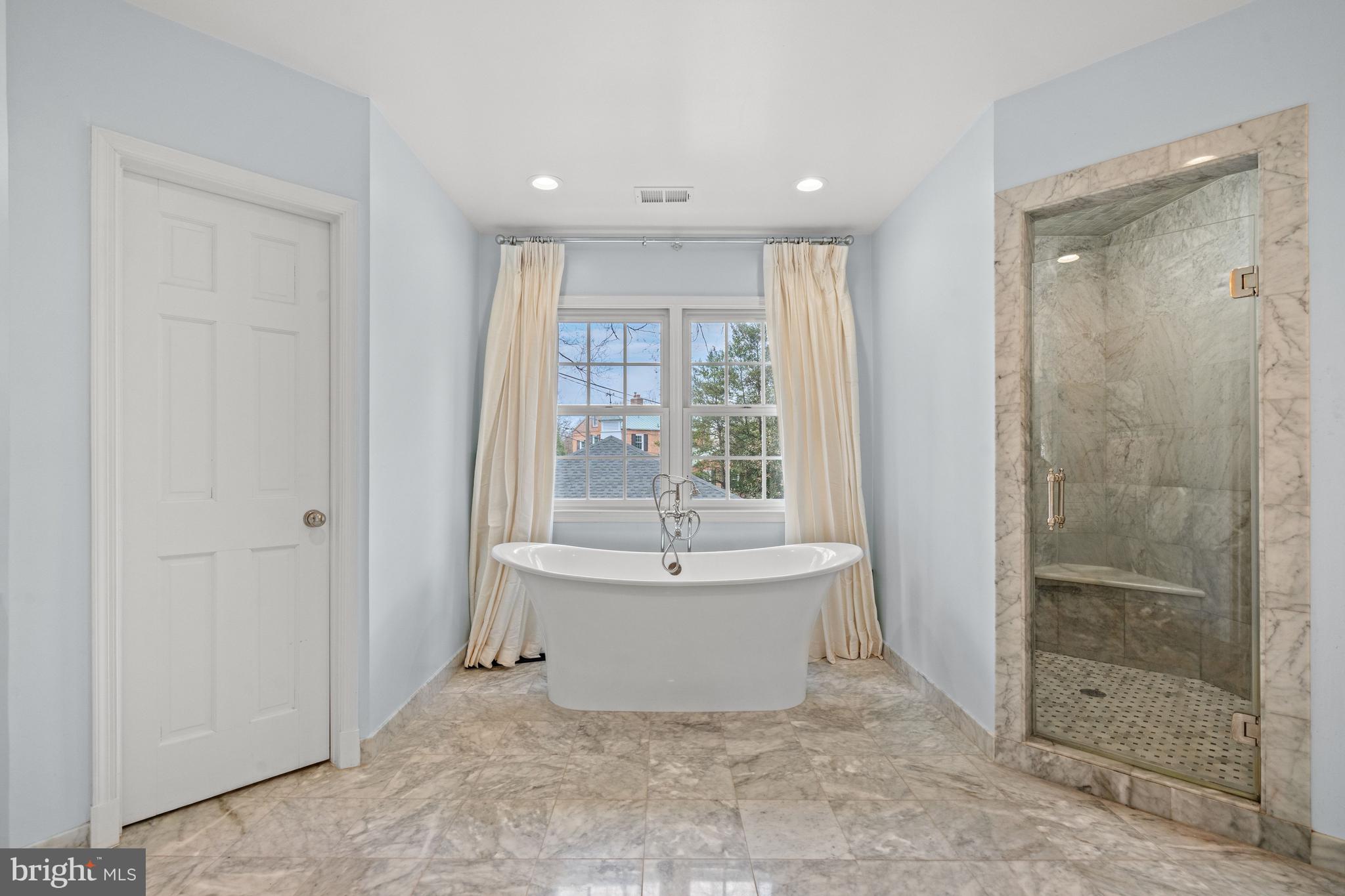 THE HAMLET - Residential